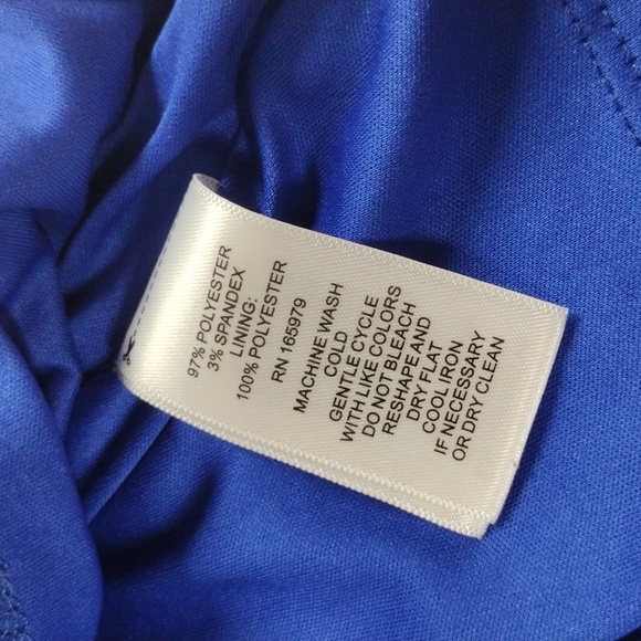 Cable & Gauge Blue and Black Abstract Mesh Stretch Top - Picture 7 of 7